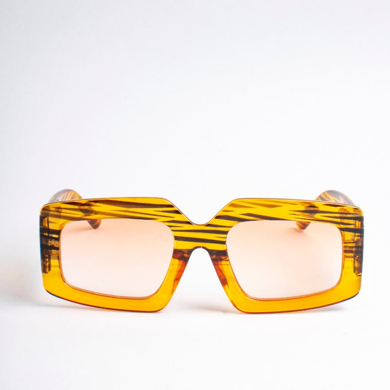 Quirk Quest Sunglass